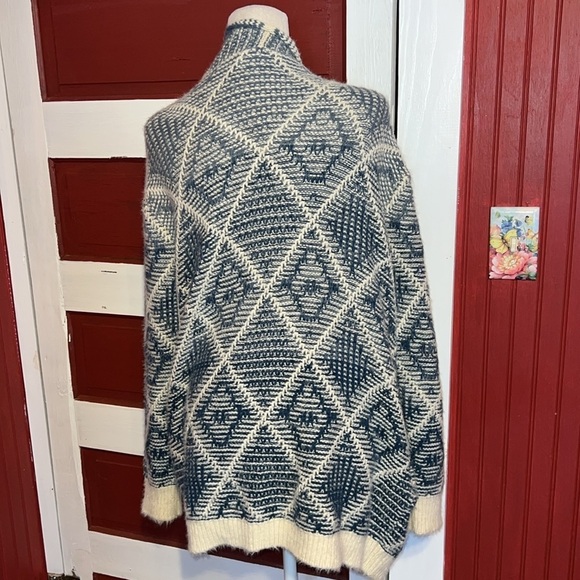 Altar’d State Open Cardigan Sweater L - Picture 3 of 3
